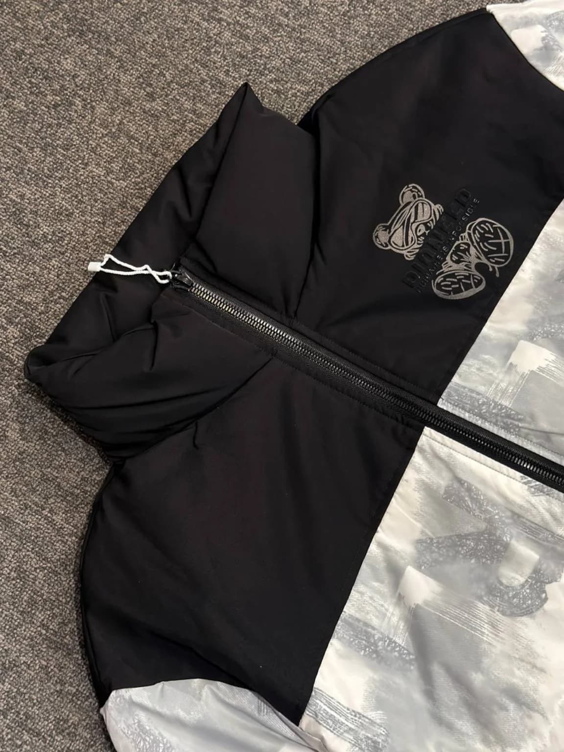 کاپشن طرح دار