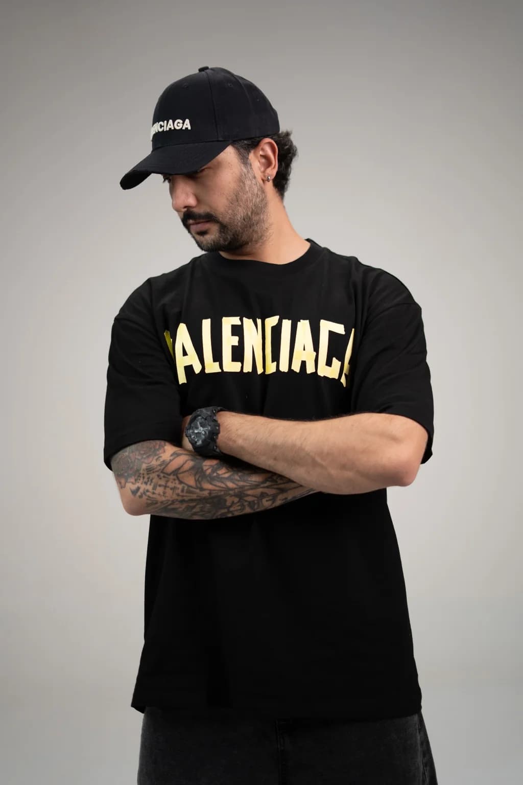تیشرت Balenciaga Gold blak 2 – نمای جلو