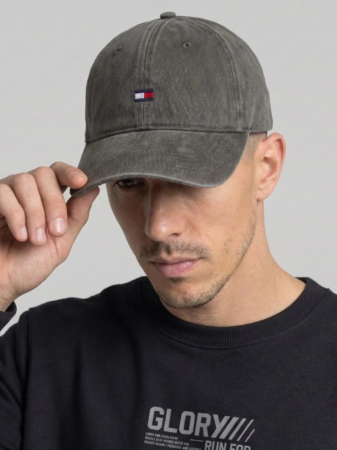 کلاه TOMMY