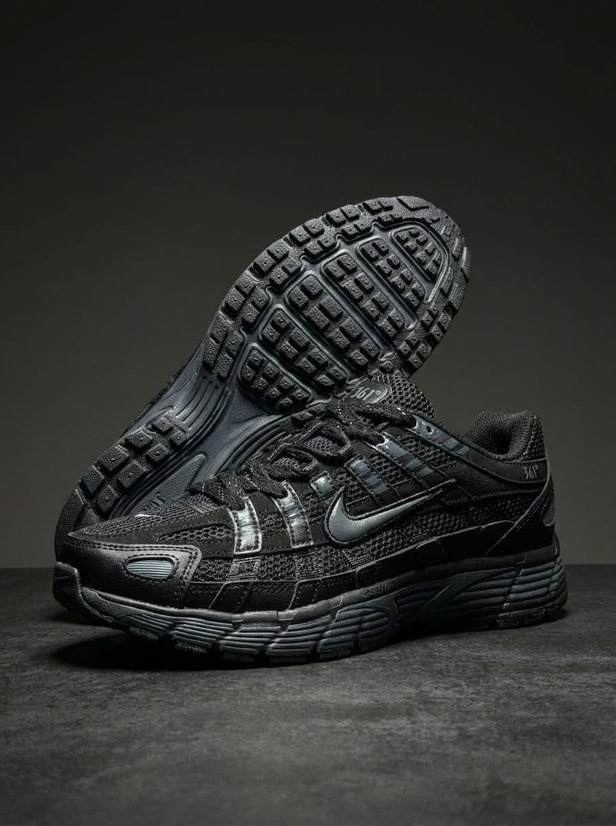 NIKE P6000