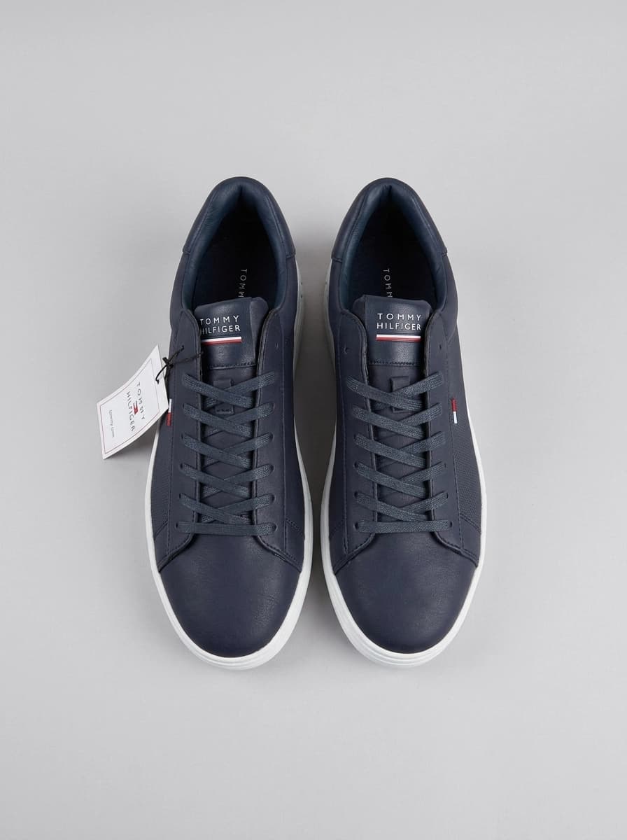 TOMMY 2638